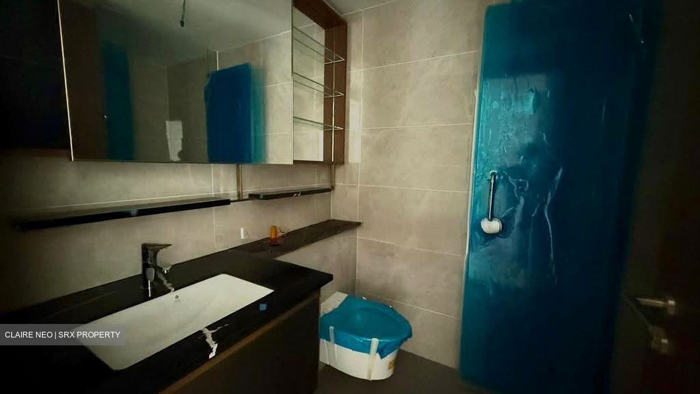 Slim Barracks Rise (D5), Condominium #637779271